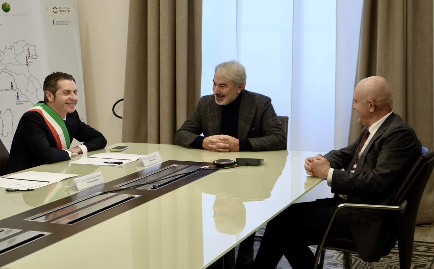 Galleria Patrimonio immobiliare della Difesa: firmato a Roma, presso la sede di Difesa Servizi, il Protocollo d’intesa per la valorizzazione ad uso duale del Castello Svevo di Vieste (Fg) - Diapositiva 12 di 20