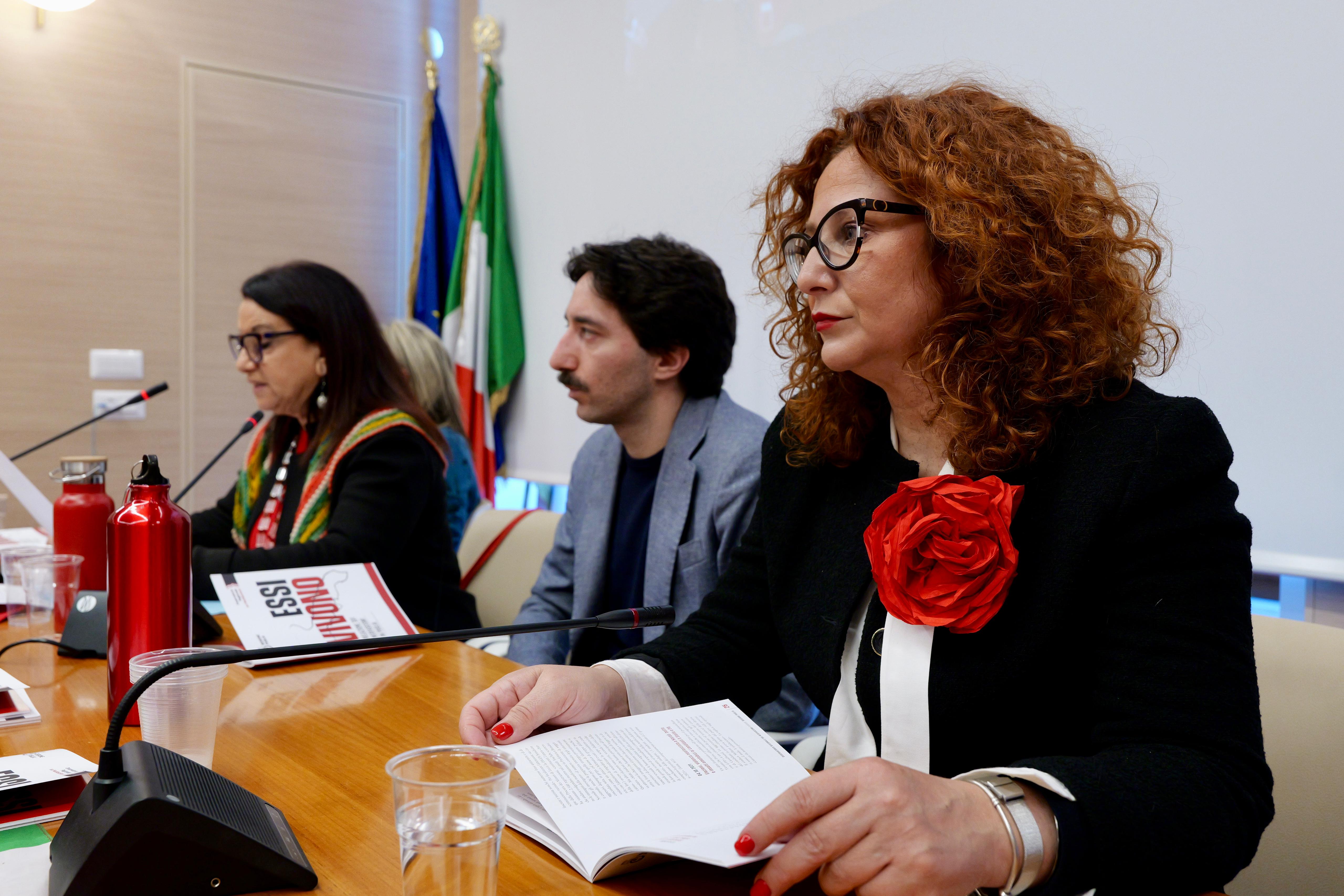 Galleria Neofascismi in Puglia, presentata la relazione a cura dell'Osservatorio regionale - Diapositiva 6 di 12