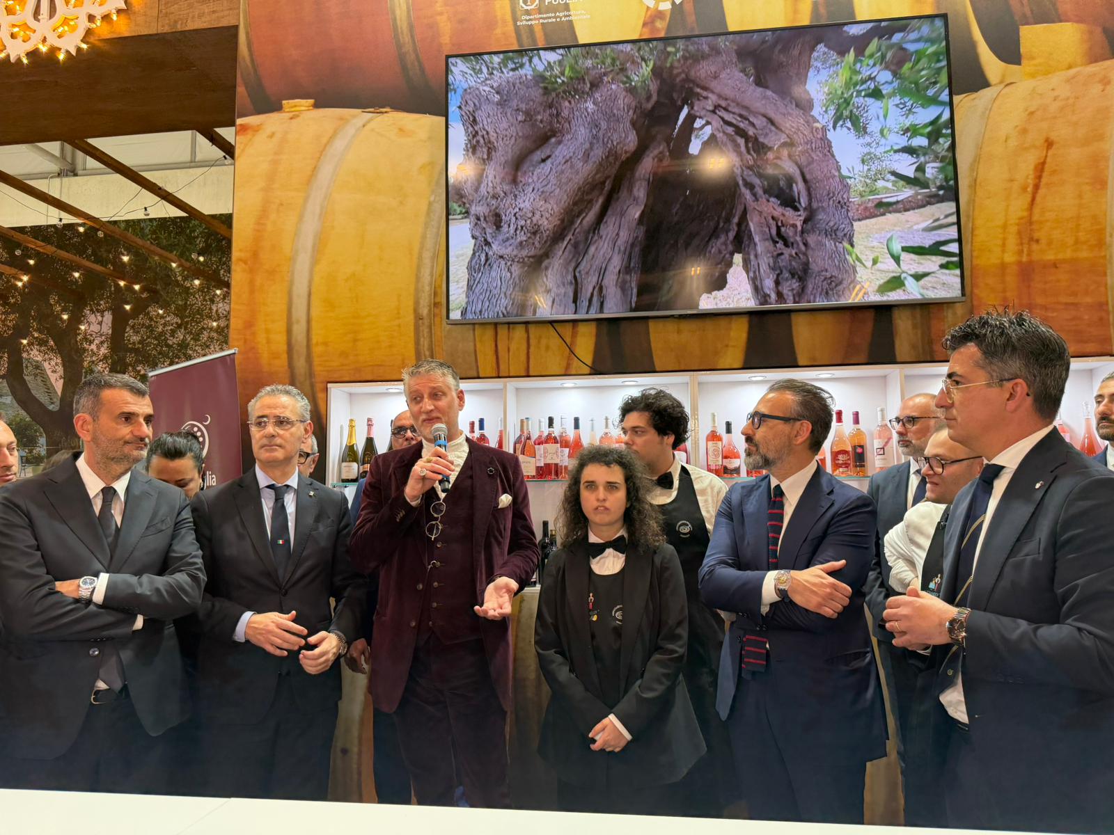 Galleria Puglia al Vinitaly 2026: risultati, relazioni e prospettive per il comparto vitivinicolo - Diapositiva 17 di 18