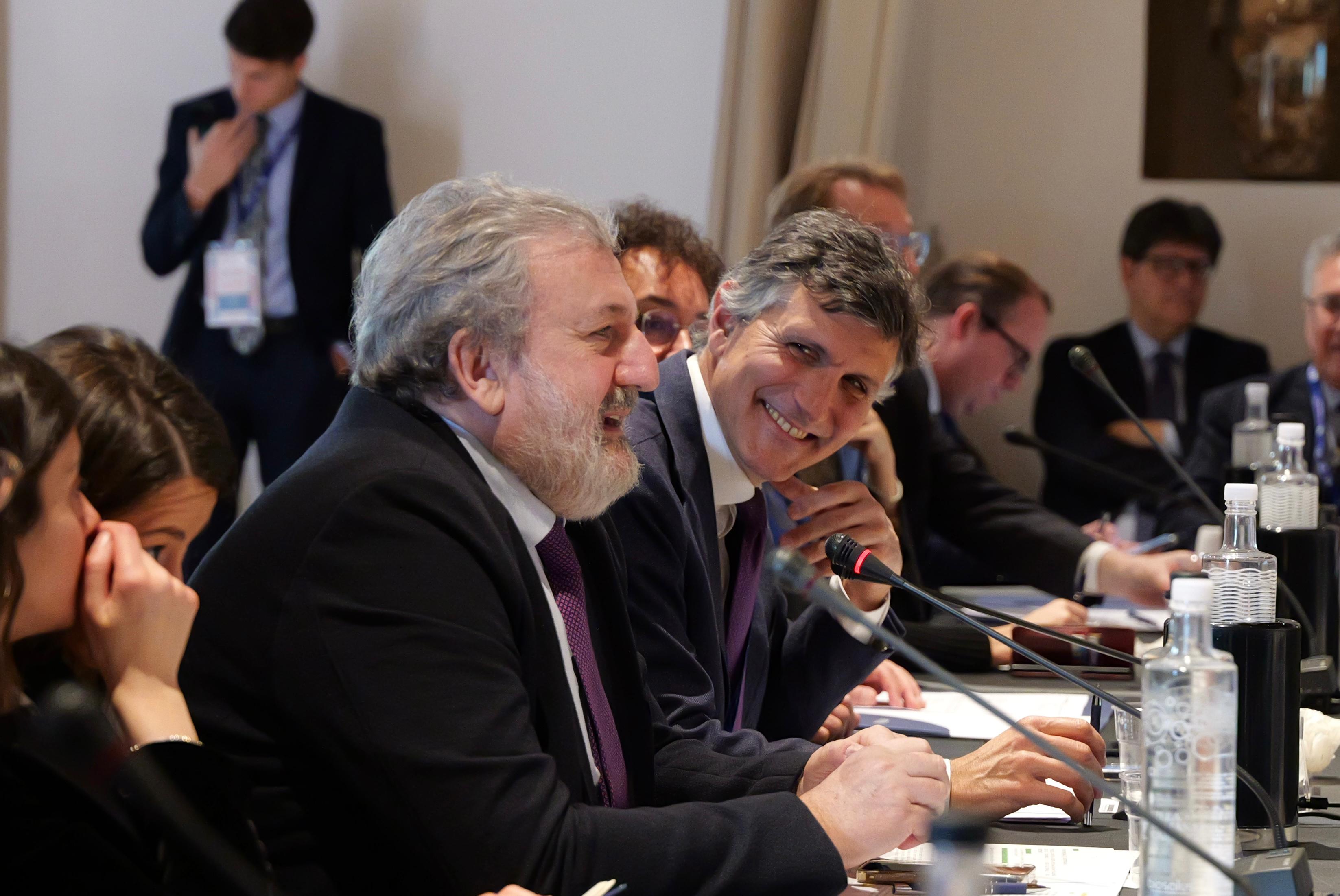 Galleria Bari, il presidente Emiliano alla terza edizione di Verso Sud, roadshow territoriale di The European House: “I dati che presentiamo oggi sulla Puglia ci rendono ottimisti” - Diapositiva 8 di 8