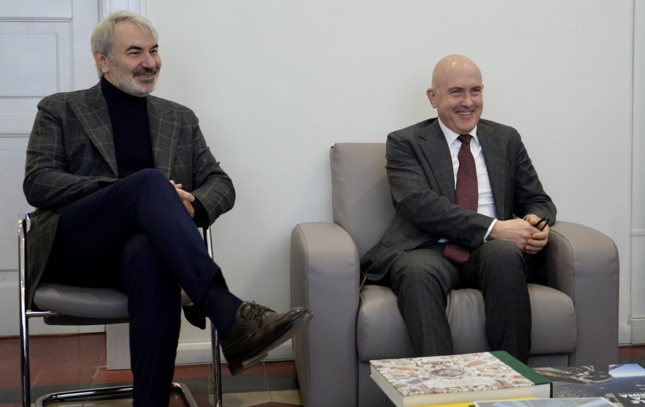 Galleria Patrimonio immobiliare della Difesa: firmato a Roma, presso la sede di Difesa Servizi, il Protocollo d’intesa per la valorizzazione ad uso duale del Castello Svevo di Vieste (Fg) - Diapositiva 5 di 20