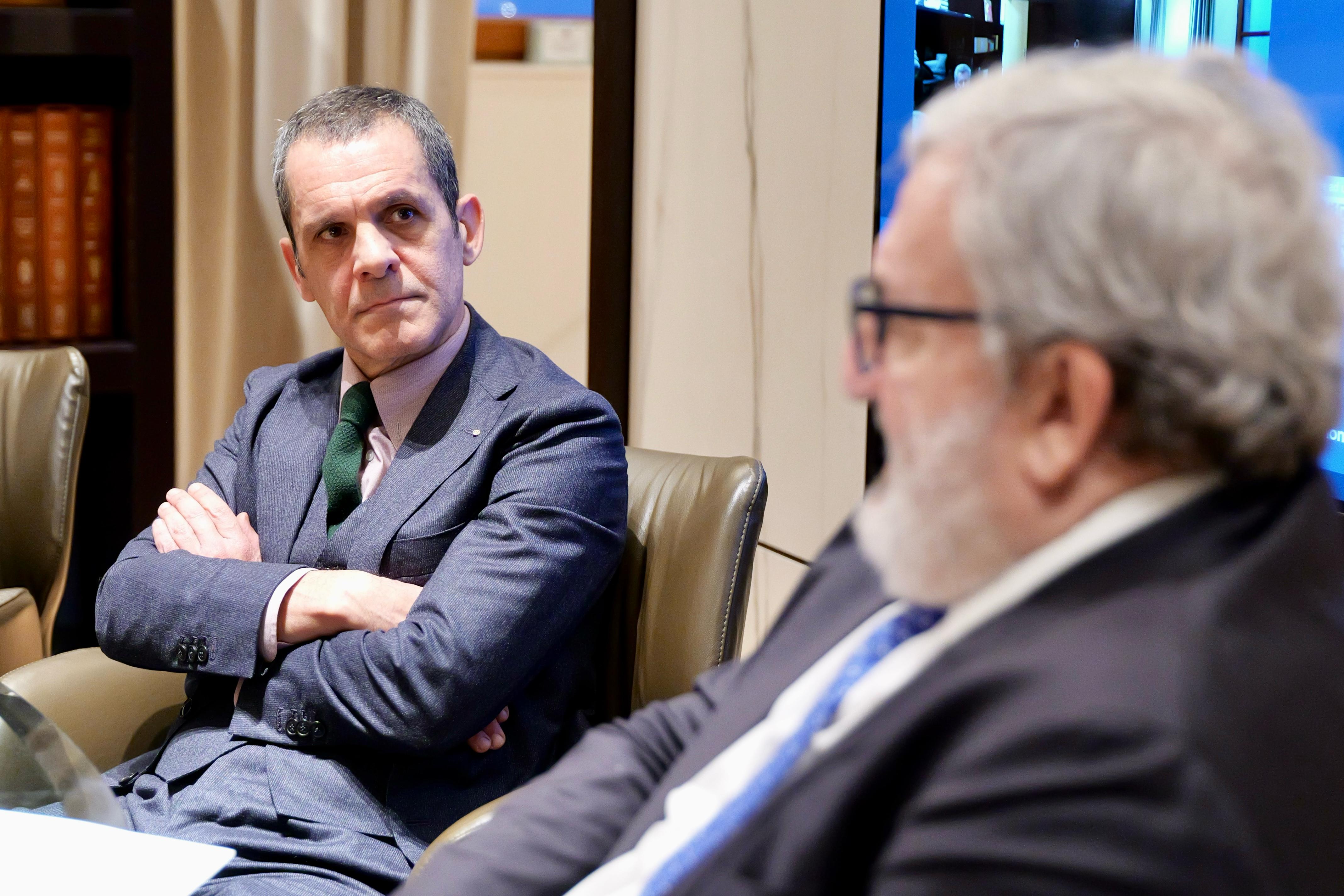 Galleria Premio Giorgio Ambrosoli e Regione Puglia per promuovere lo stato di diritto in funzione dello sviluppo economico e sociale - Diapositiva 5 di 8