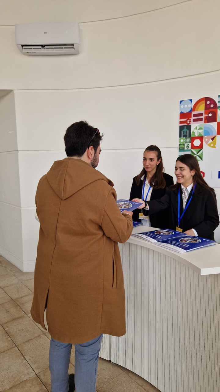 Galleria IN FIERA DEL LEVANTE IL PRIMO FORUM DELLA RETE REGIONALE DELLA FACILITAZIONE DIGITALE - Diapositiva 1 di 12