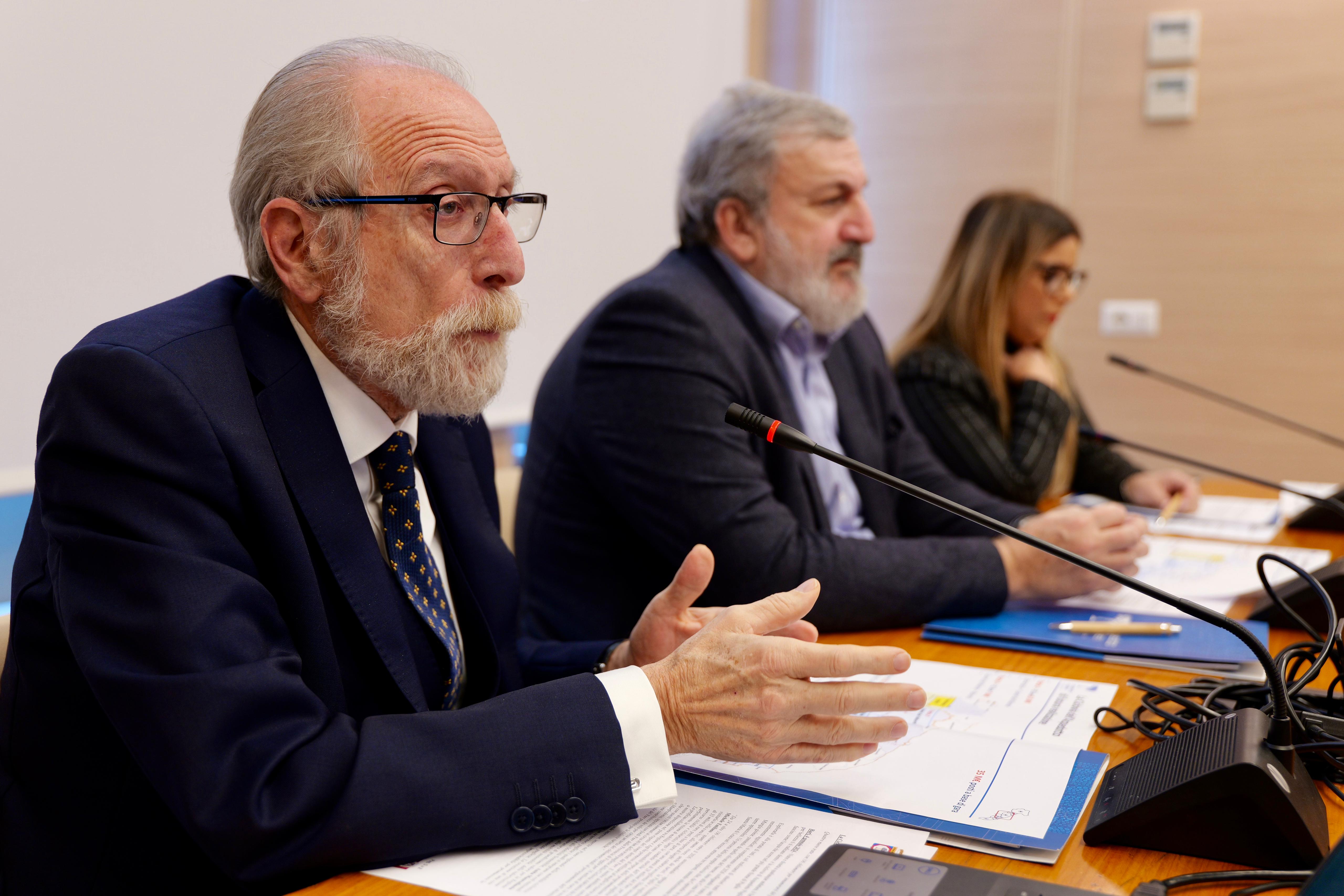 Galleria Nasce la Ciclovia dell’acqua: quattro nuove tratte, con 190 chilometri per innamorarsi del più grande fiume di Puglia - Diapositiva 14 di 16
