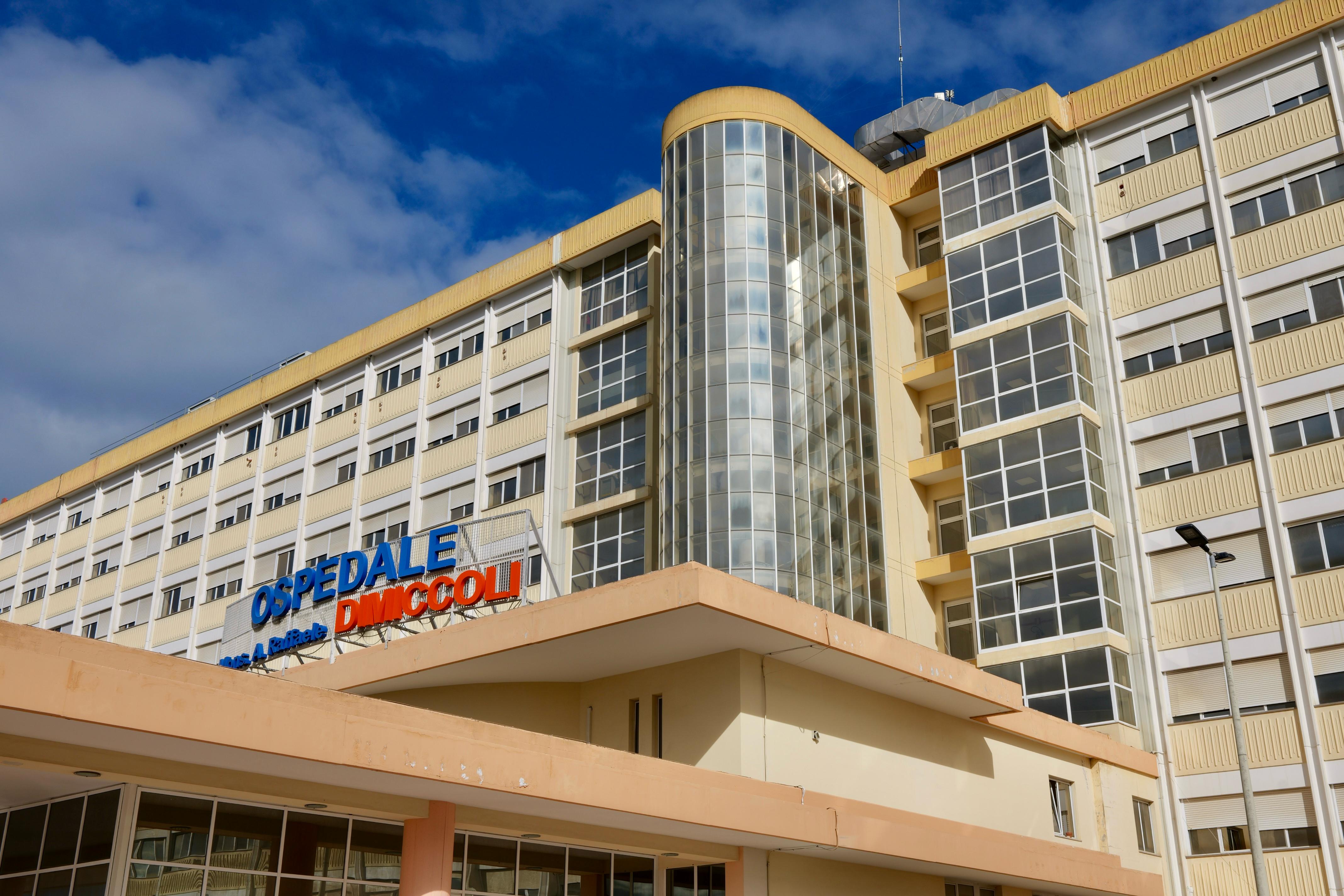 Galleria Emiliano a Barletta per la nuova Pet-Tac digitale, una delle più moderne d'Italia: “Sono qui per ringraziare gli operatori sanitari” - Diapositiva 7 di 12