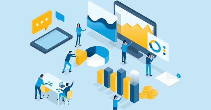 Immagine vettoriale di persone che analizzano dati usando dispositivi digitali